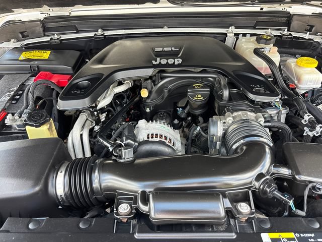 Used 2018 Jeep Wrangler Unlimited Sport S AWD/4WD image 30