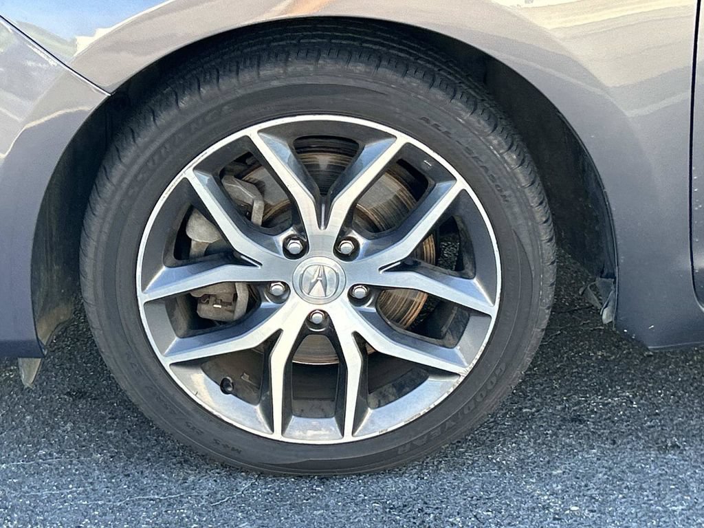 Used 2019 Acura ILX w/ Premium Package FWD image 11