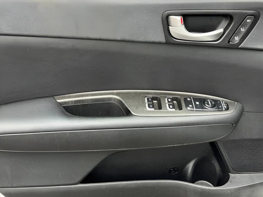 Used 2016 Kia Optima LX w/ Technology Package image 26