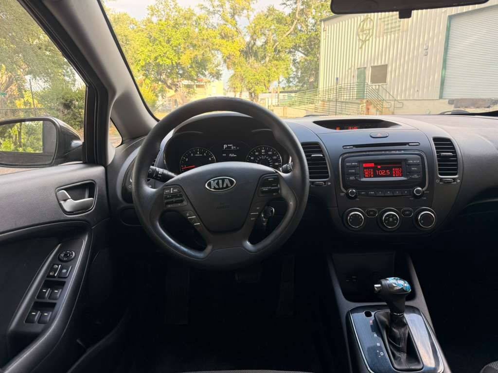 Used 2018 Kia Forte LX FWD image 18