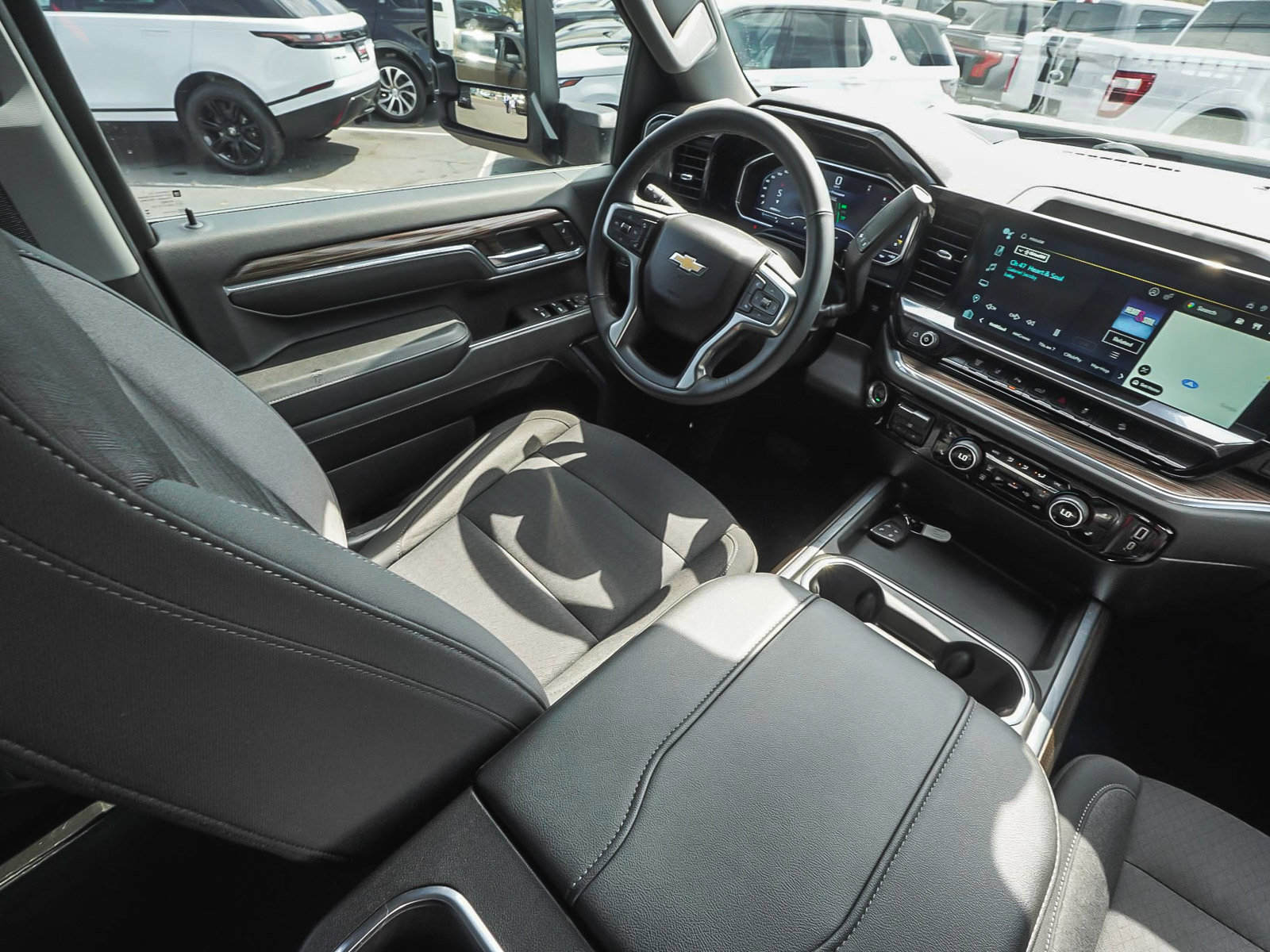 Used 2024 Chevrolet Silverado 2500 LT w/ Texas Edition image 44