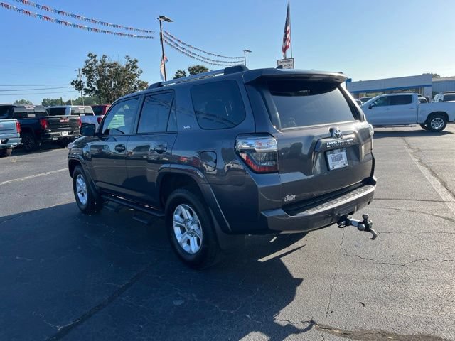 Used 2022 Toyota 4Runner SR5 Premium w/ Moonroof Package RWD image 39