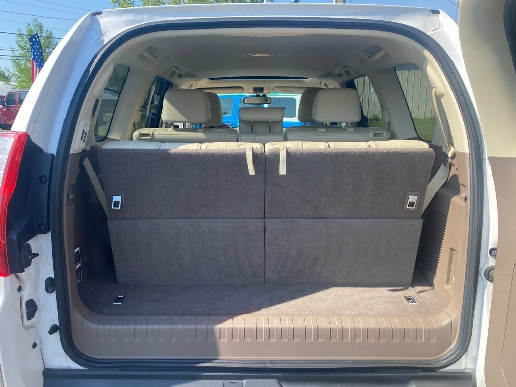 Used 2011 Lexus GX 460 w/ Comfort Plus Pkg AWD/4WD image 29