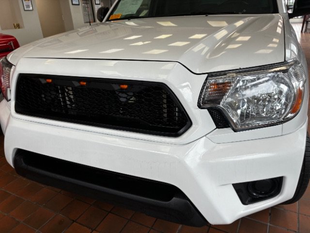 Used 2014 Toyota Tacoma 2WD Regular Cab image 8