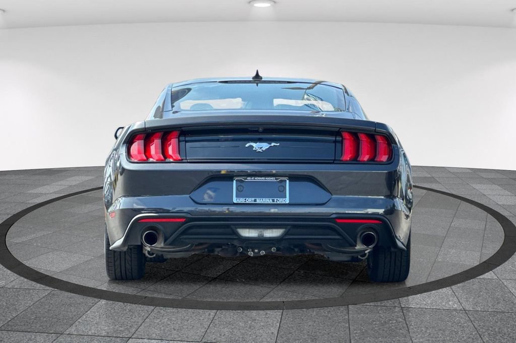 Certified 2022 Ford Mustang Coupe RWD image 7