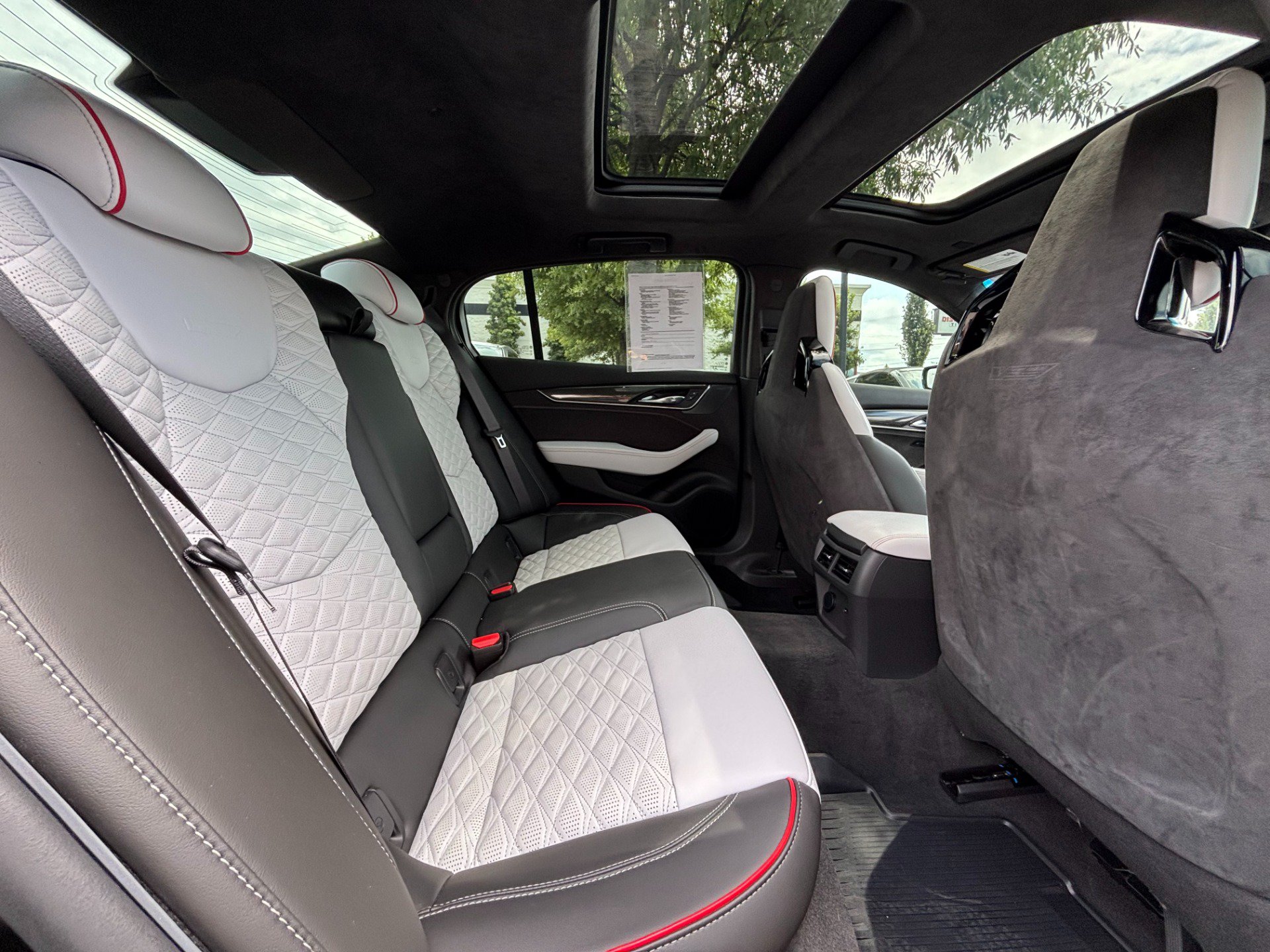 Used 2022 Cadillac CT5 V Blackwing RWD image 23