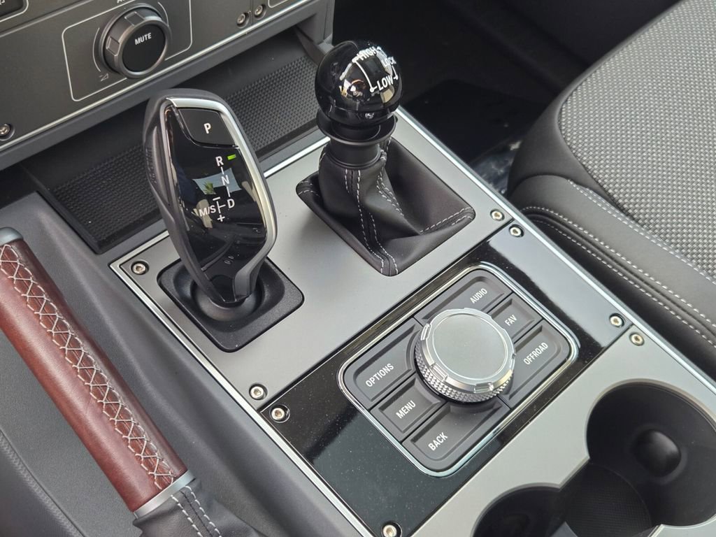 New 2025 INEOS Grenadier Base image 22