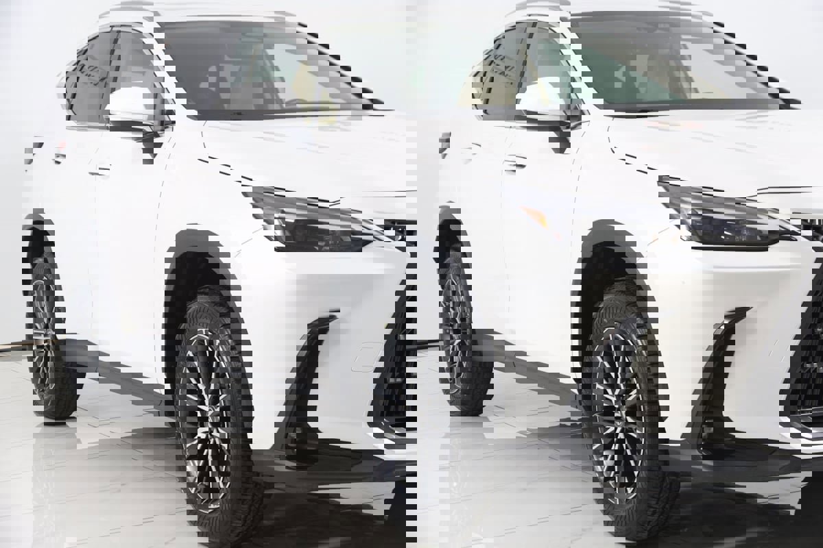Used 2022 Lexus NX 350 AWD image 41
