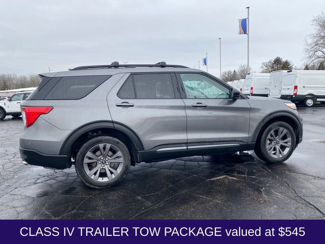 Used 2023 Ford Explorer XLT w/ Equipment Group 202A image 8