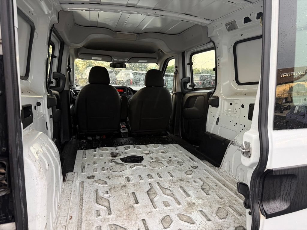 Used 2017 RAM ProMaster City Tradesman FWD image 6