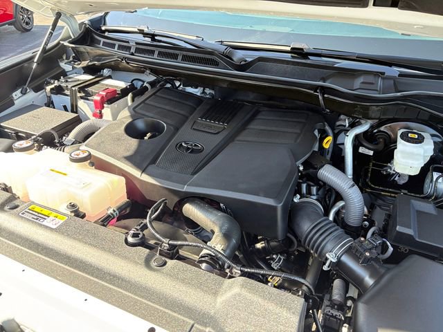 Used 2024 Toyota Tundra SR5 w/ SR5 Convenience Package AWD/4WD image 9