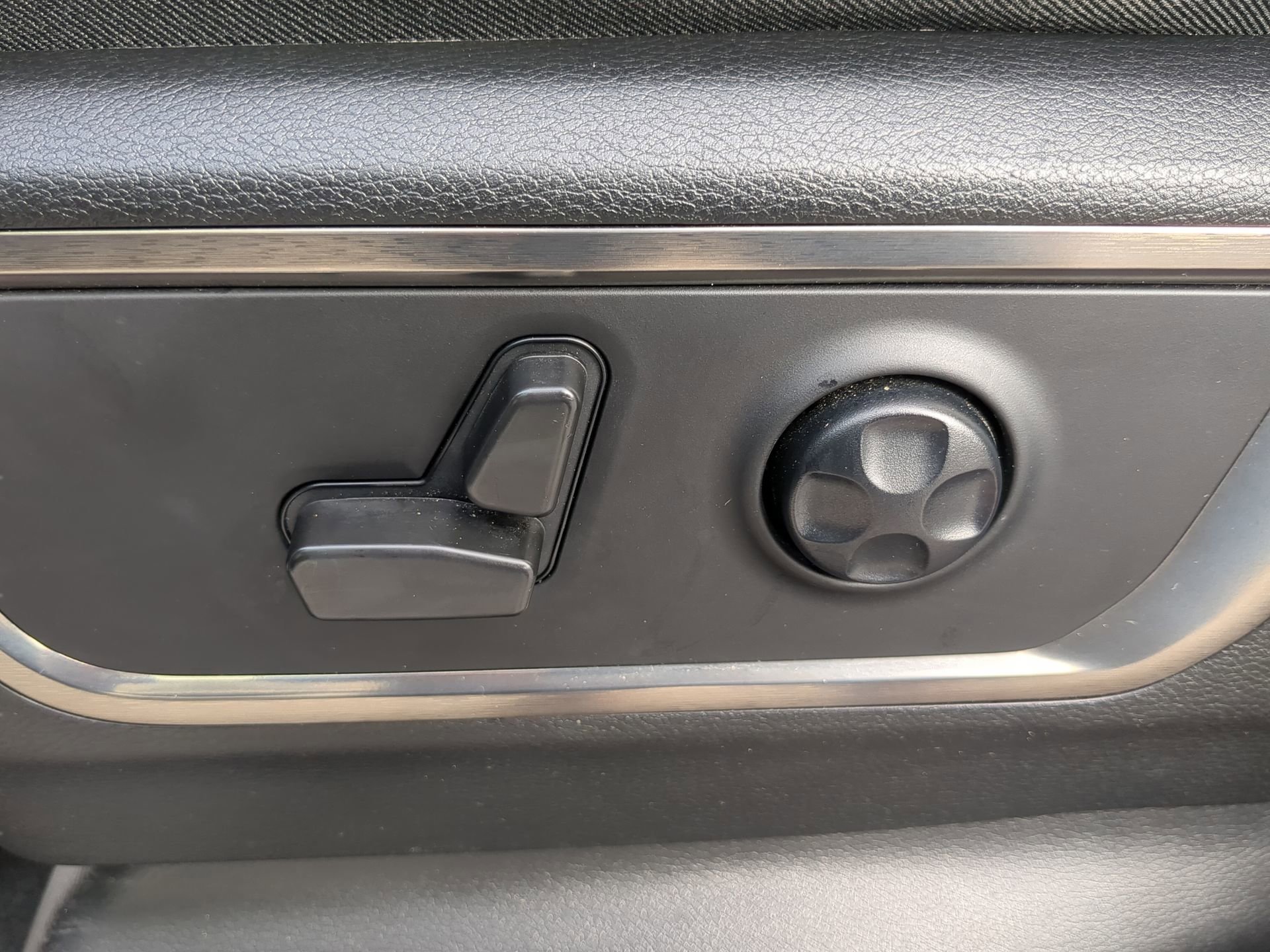 Used 2021 RAM 1500 Limited w/ Night Edition image 49