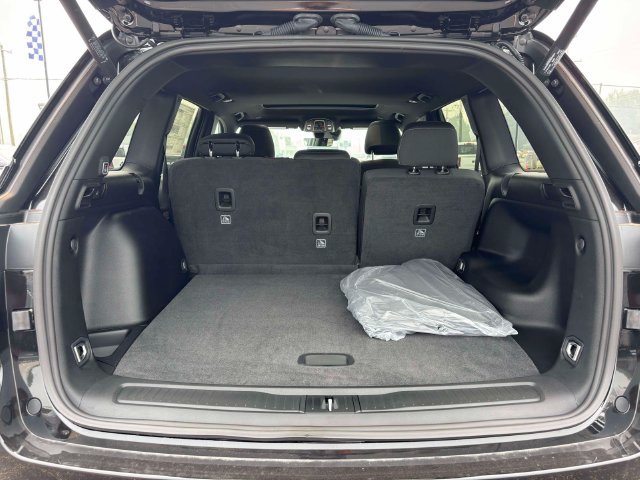 New 2026 Jeep Grand Cherokee Laredo X AWD/4WD image 35
