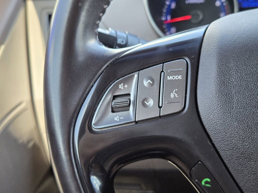 Used 2015 Hyundai Tucson Limited w/ Option Group 03 image 28