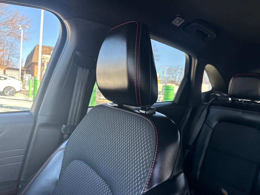 Used 2023 Ford Escape ST-Line image 35