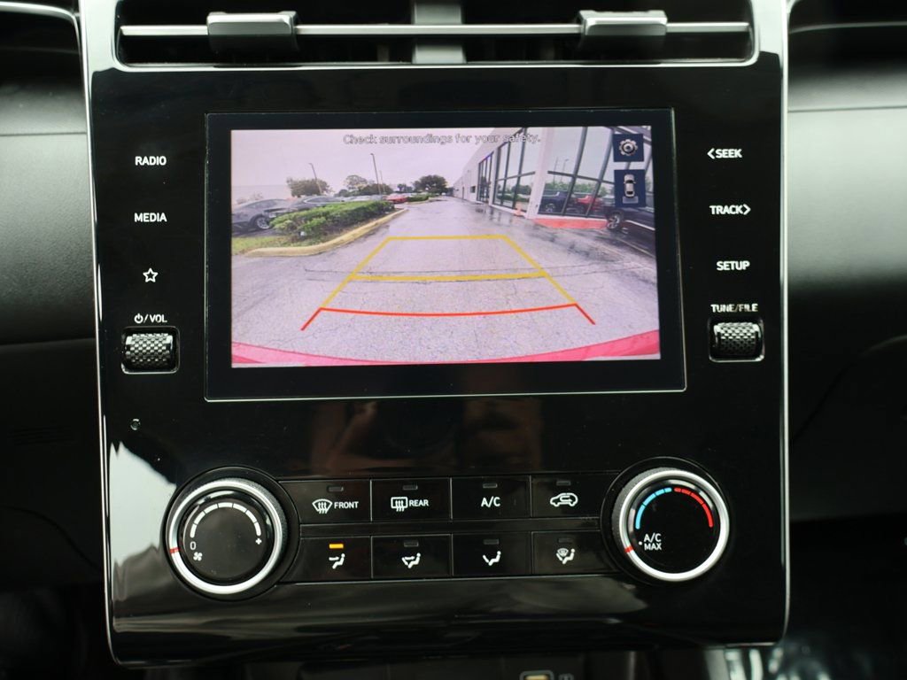 Used 2022 Hyundai Tucson SE image 40