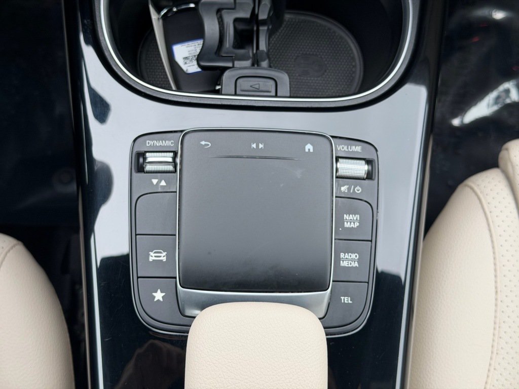 Used 2022 Mercedes-Benz A 220 4MATIC image 16