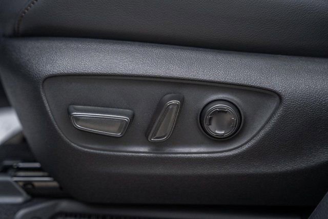 New 2026 Toyota Sienna Platinum image 39