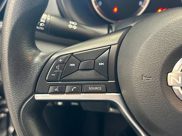 Used 2022 Nissan Kicks S FWD image 29