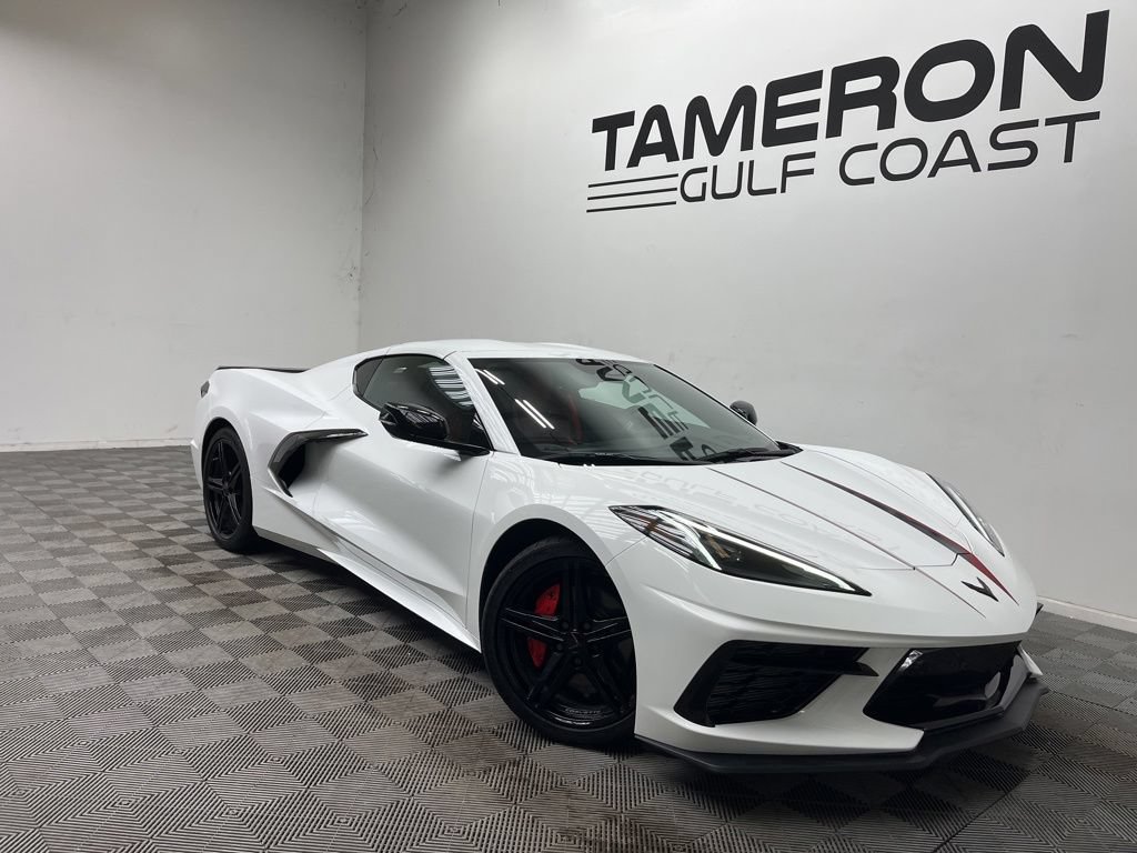 Used 2025 Chevrolet Corvette Stingray Preferred Cpe w/ Adrenaline Red Accent Package RWD image 20