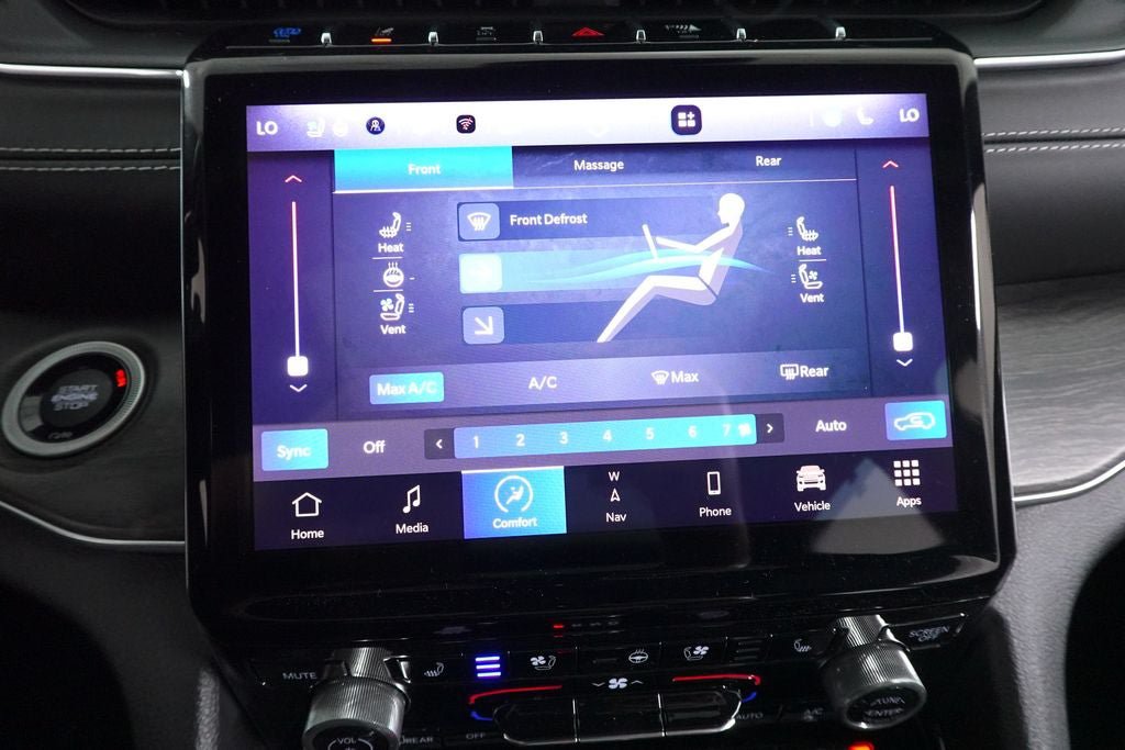 Used 2022 Jeep Grand Cherokee Overland w/ Luxury Tech Group IV AWD/4WD image 19