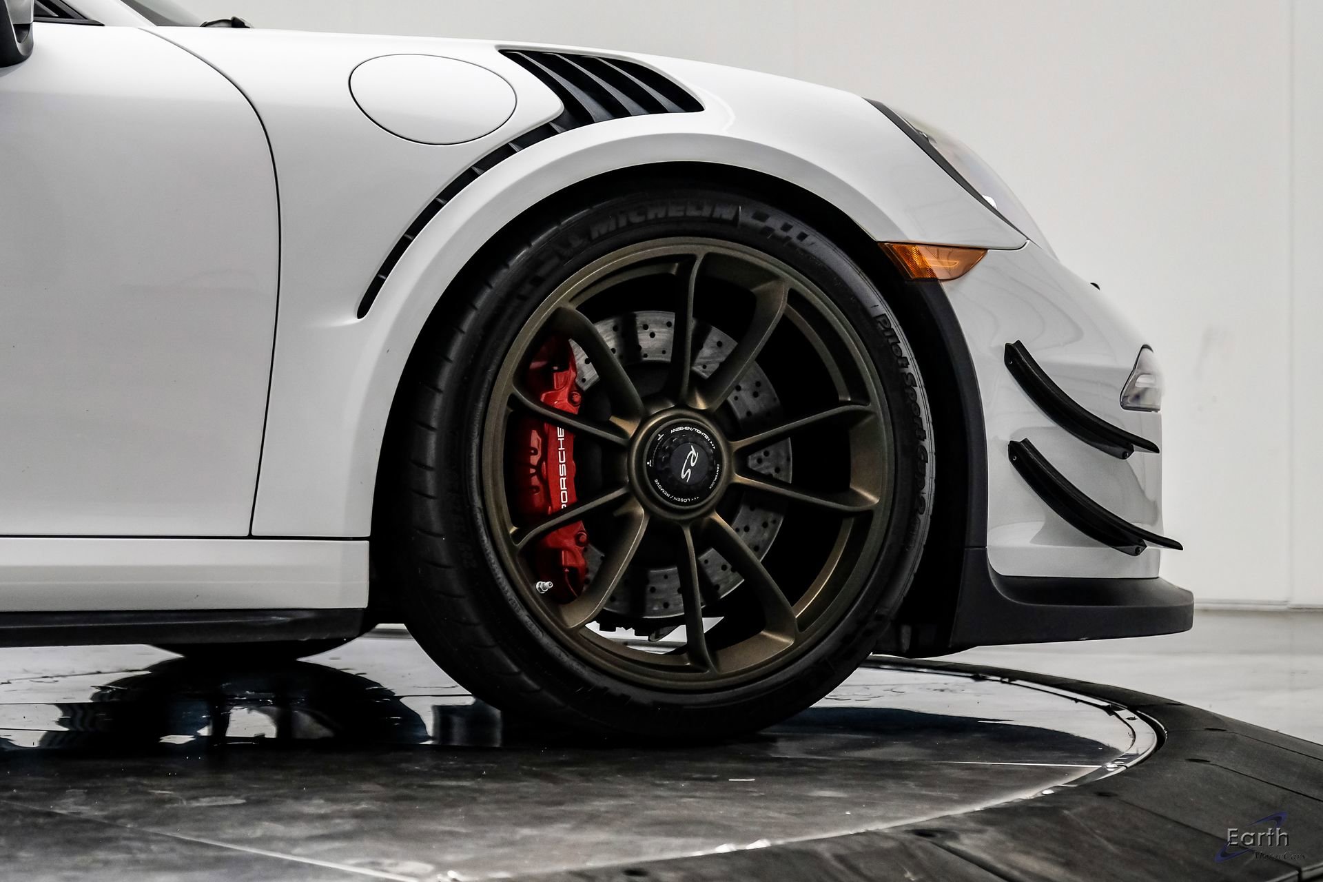 Used 2016 Porsche 911 GT3 RS image 96