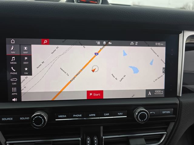 Used 2021 Porsche Macan S image 22