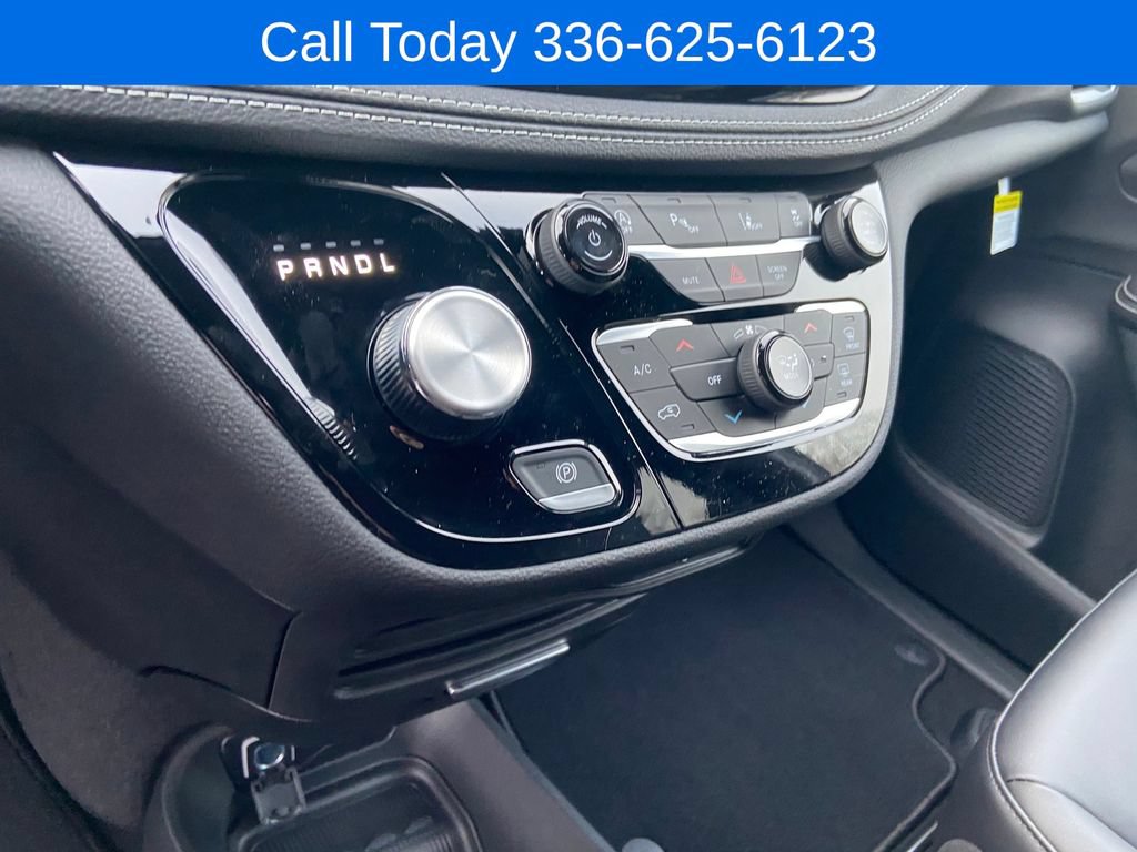 New 2026 Chrysler Pacifica Select FWD image 20