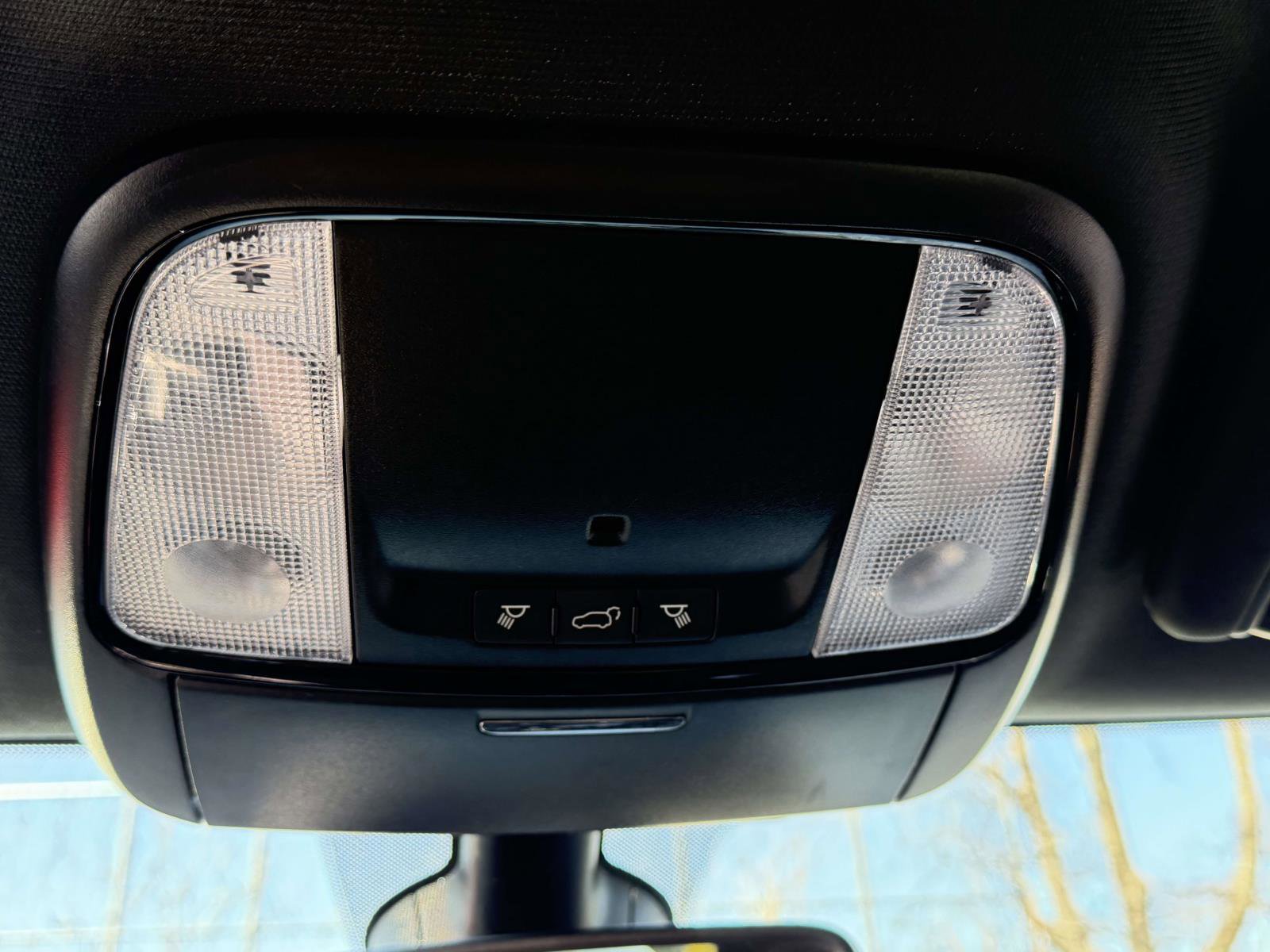 Used 2022 Dodge Durango GT image 29