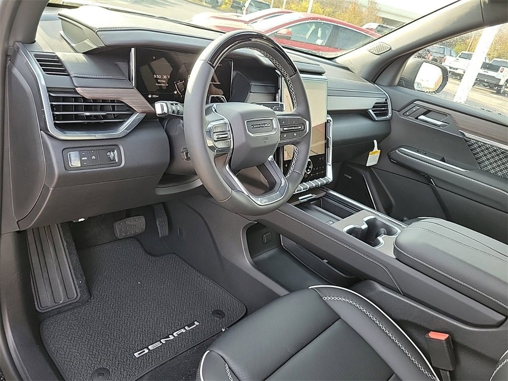 New 2026 GMC Acadia Denali image 18