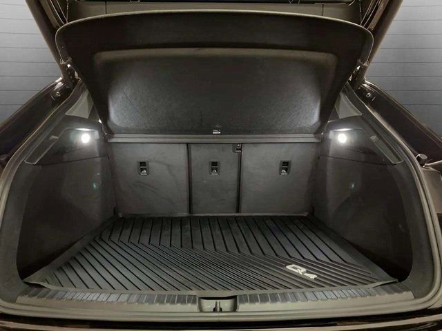 Used 2024 Audi Q4 e-tron Premium Plus w/ Premium Plus image 78