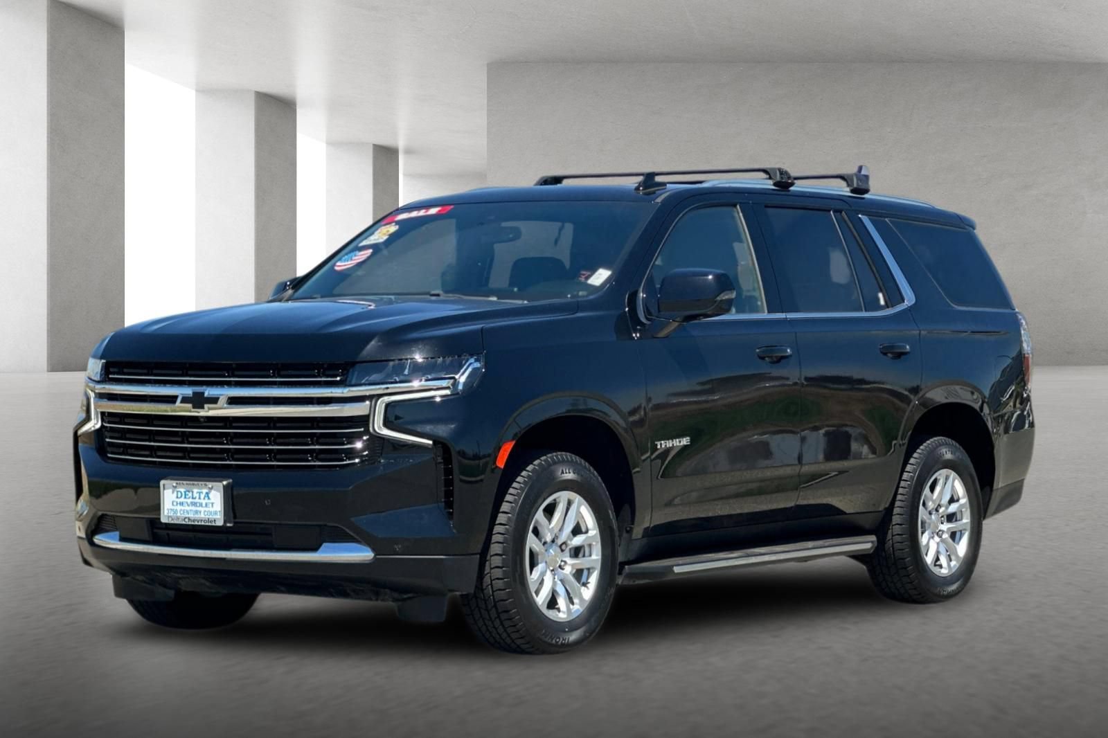 Used 2022 Chevrolet Tahoe LT w/ Luxury Package AWD/4WD image 8