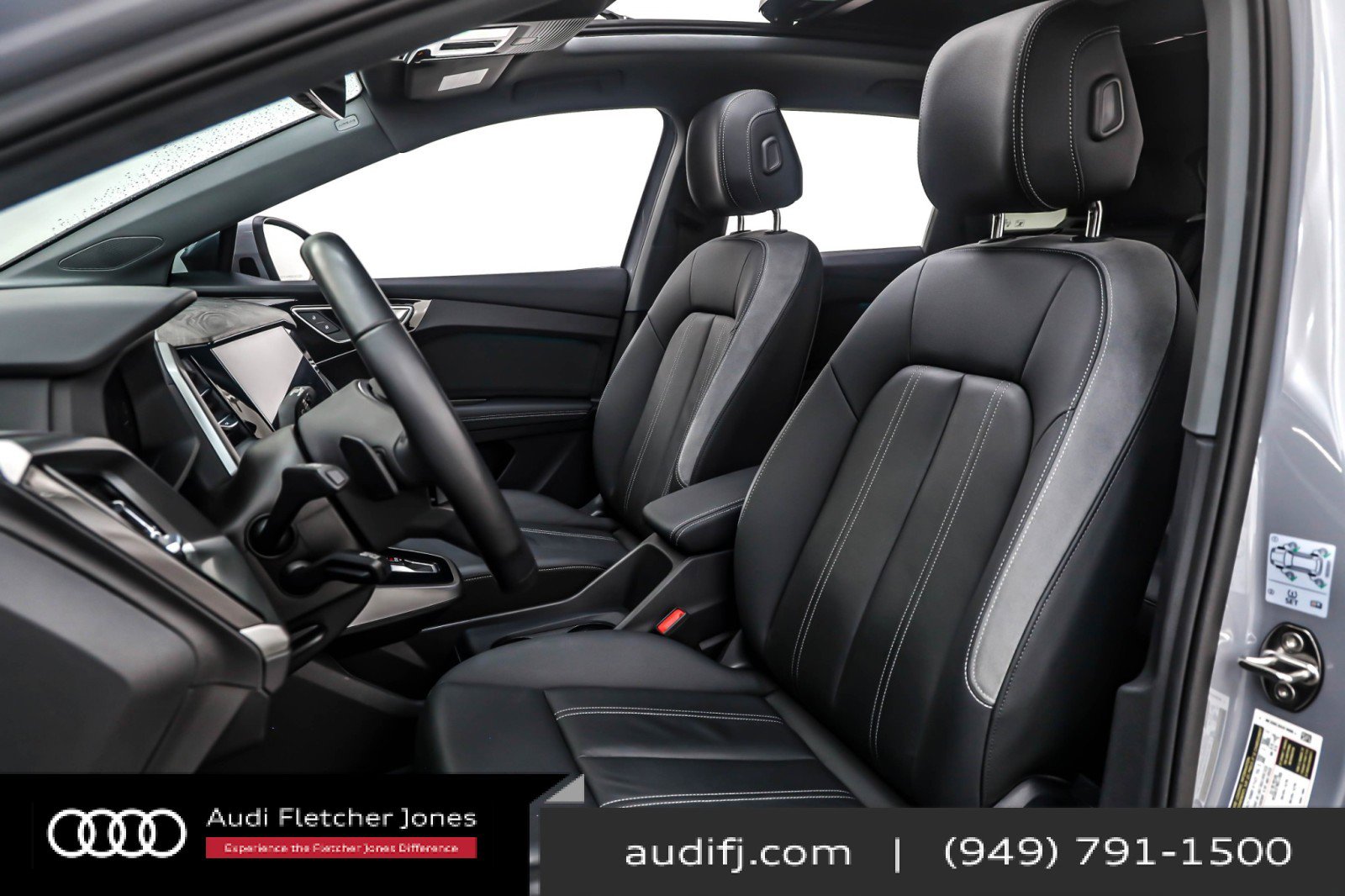 Used 2024 Audi Q4 e-tron Premium Plus image 17