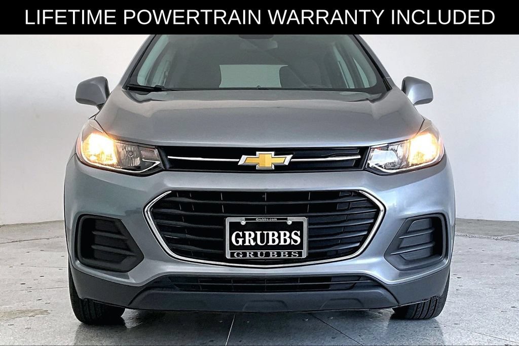 Used 2020 Chevrolet Trax LS w/ Tint and Cruise Package FWD image 4