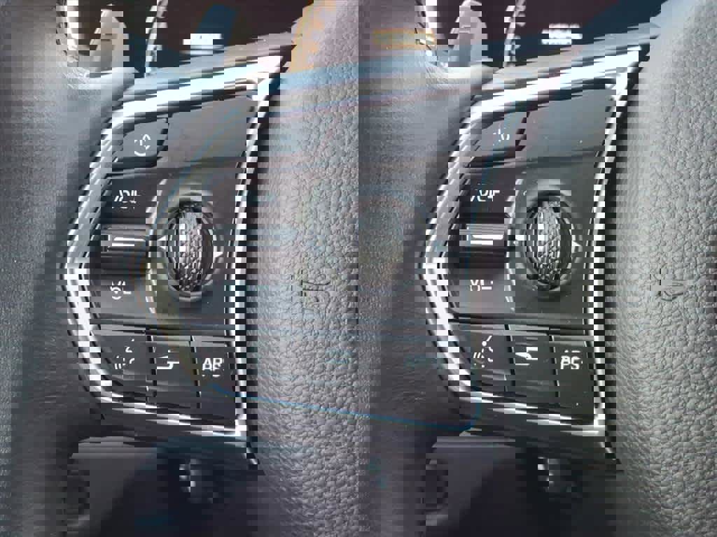 Used 2023 Acura MDX SH-AWD w/ Technology Package image 20