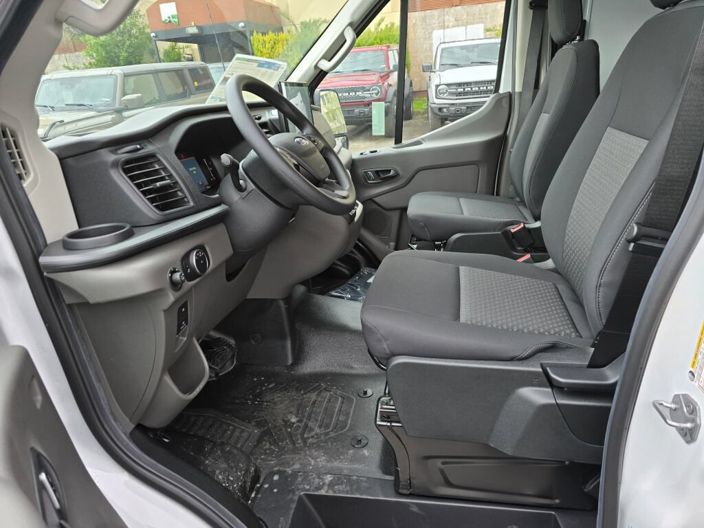 New 2026 Ford Transit 250 148 Medium Roof Extended AWD image 14