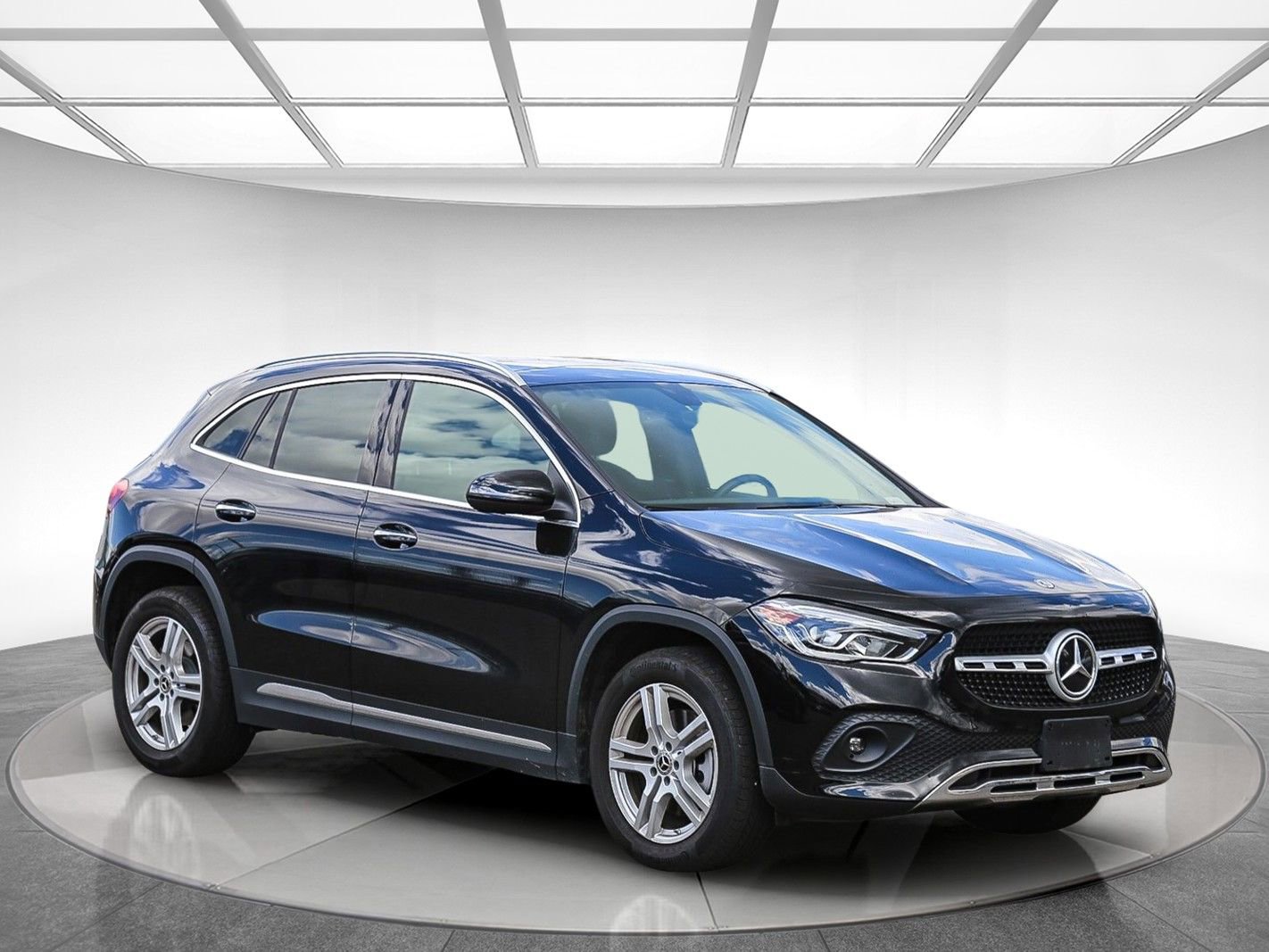 Used 2023 Mercedes-Benz GLA 250 4MATIC image 4