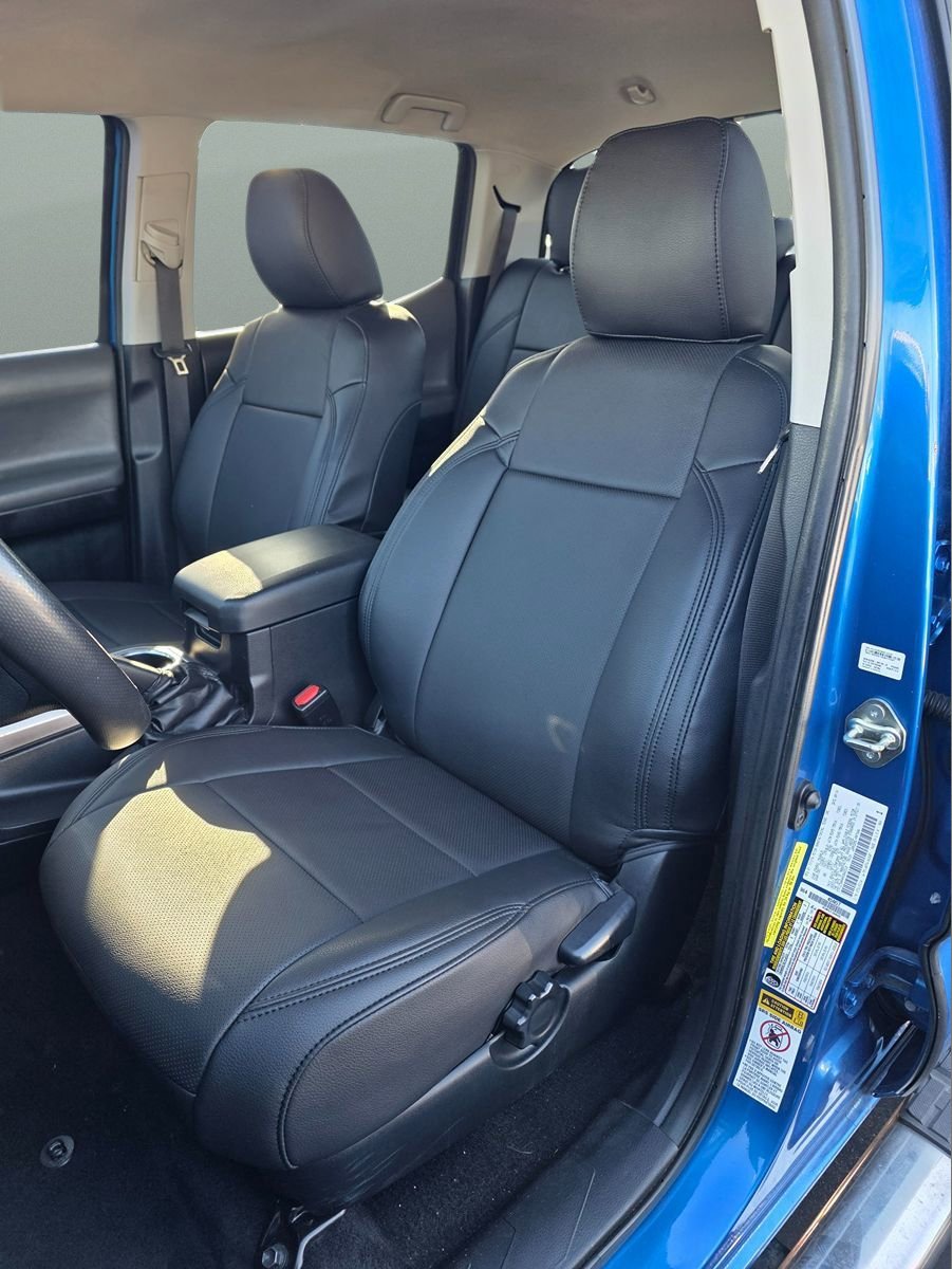 Used 2017 Toyota Tacoma SR5 w/ Tow Package image 6