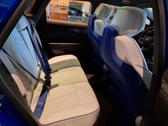 New 2027 Cadillac Optiq V w/ Deep Ocean Design Edition AWD/4WD image 10
