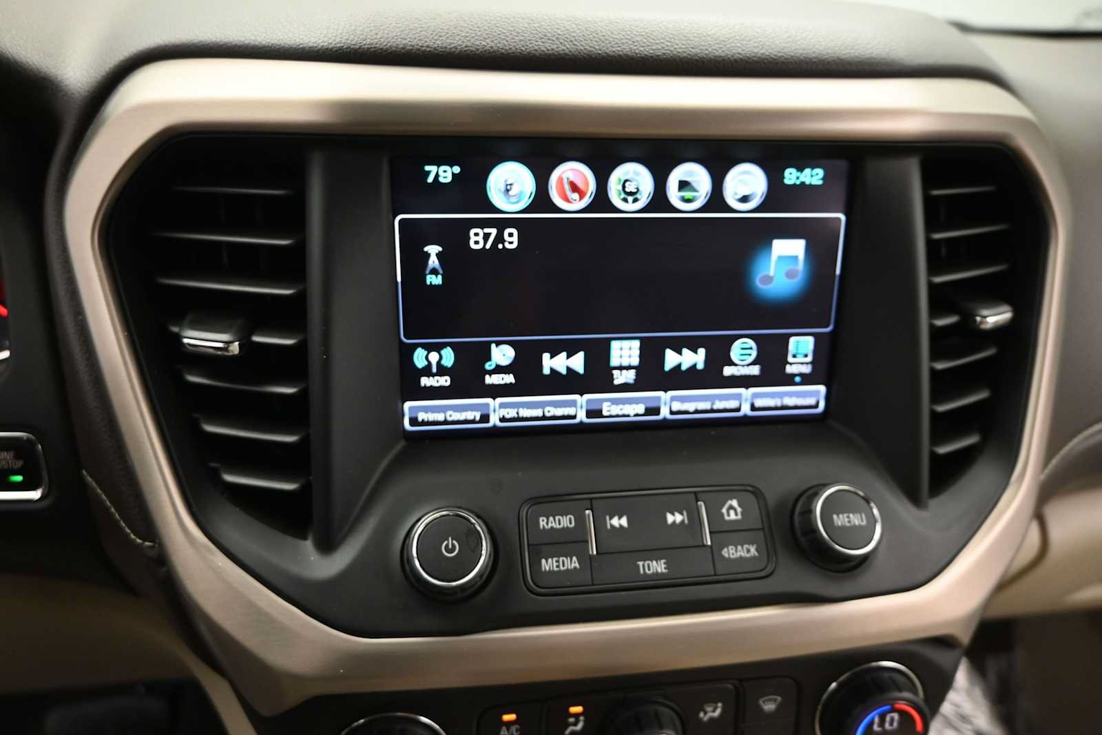 Used 2019 GMC Acadia Denali w/ Technology Package AWD/4WD image 20