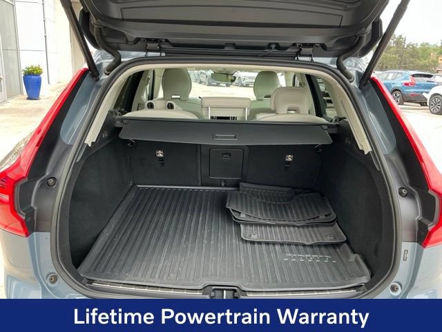 Certified 2023 Volvo XC60 B5 Plus w/ Protection Package Premier FWD image 24