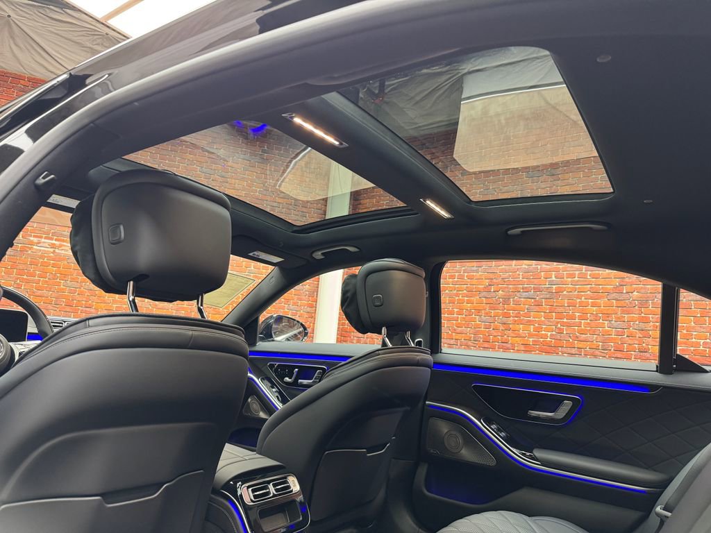 New 2026 Mercedes-Benz S 580 4MATIC Sedan image 3