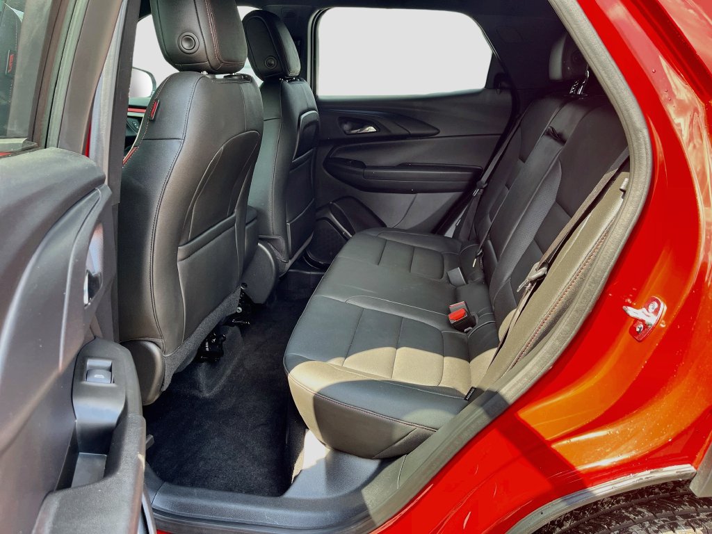 Used 2026 Chevrolet TrailBlazer RS FWD image 23