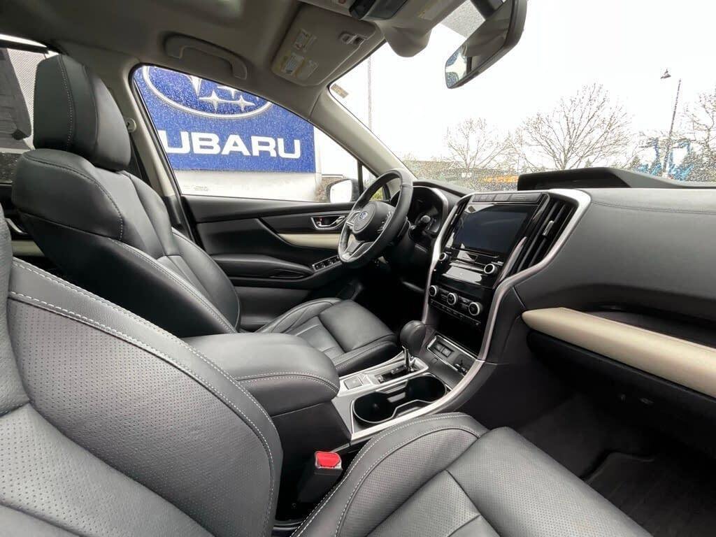 Used 2022 Subaru Ascent Limited w/ Technology Package image 21