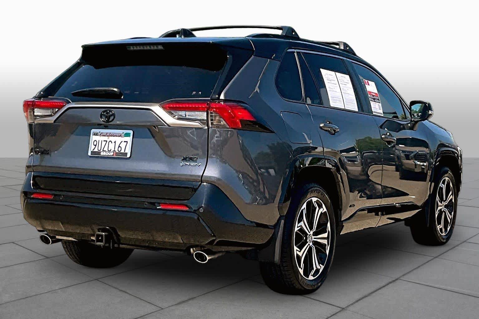 Certified 2025 Toyota RAV4 XSE AWD/4WD image 12