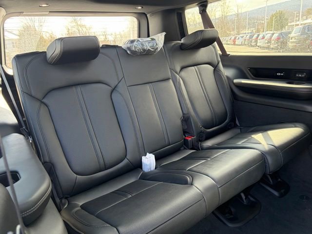 New 2026 Jeep Grand Wagoneer L Summit image 33