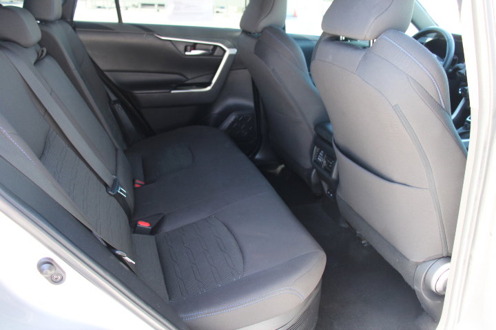Certified 2022 Toyota RAV4 SE image 19