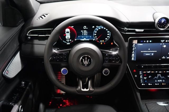 New 2026 Maserati Grecale Modena image 12