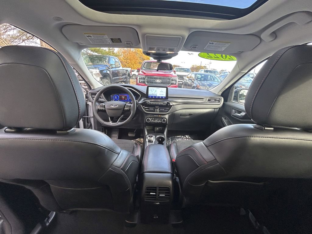 Used 2022 Ford Escape SEL w/ SEL Stealth AWD Package image 24