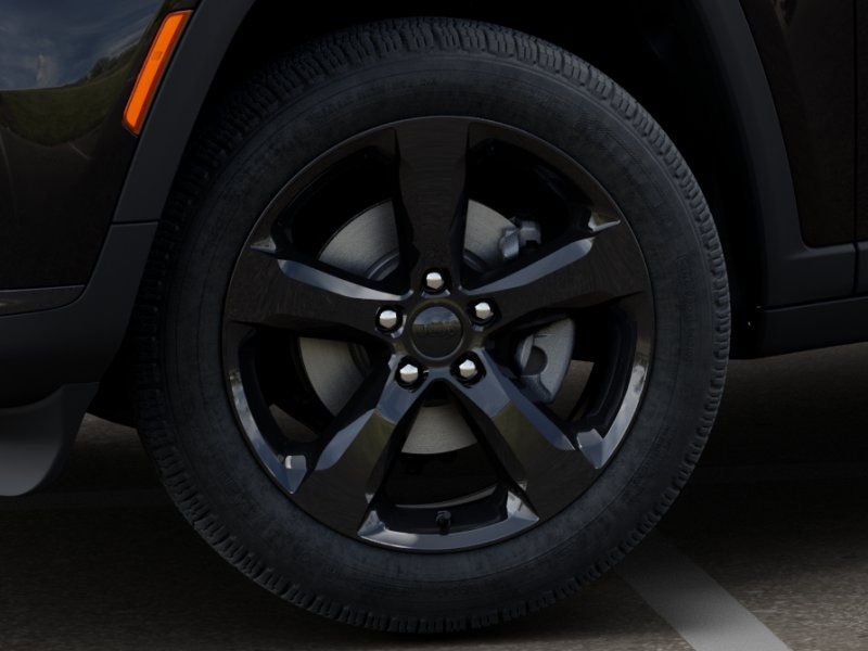 New 2025 Jeep Grand Cherokee L Limited image 8